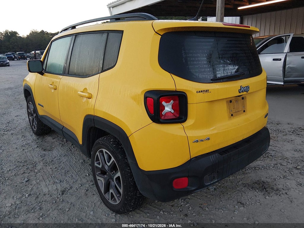2016 Jeep Renegade Latitude photo 3