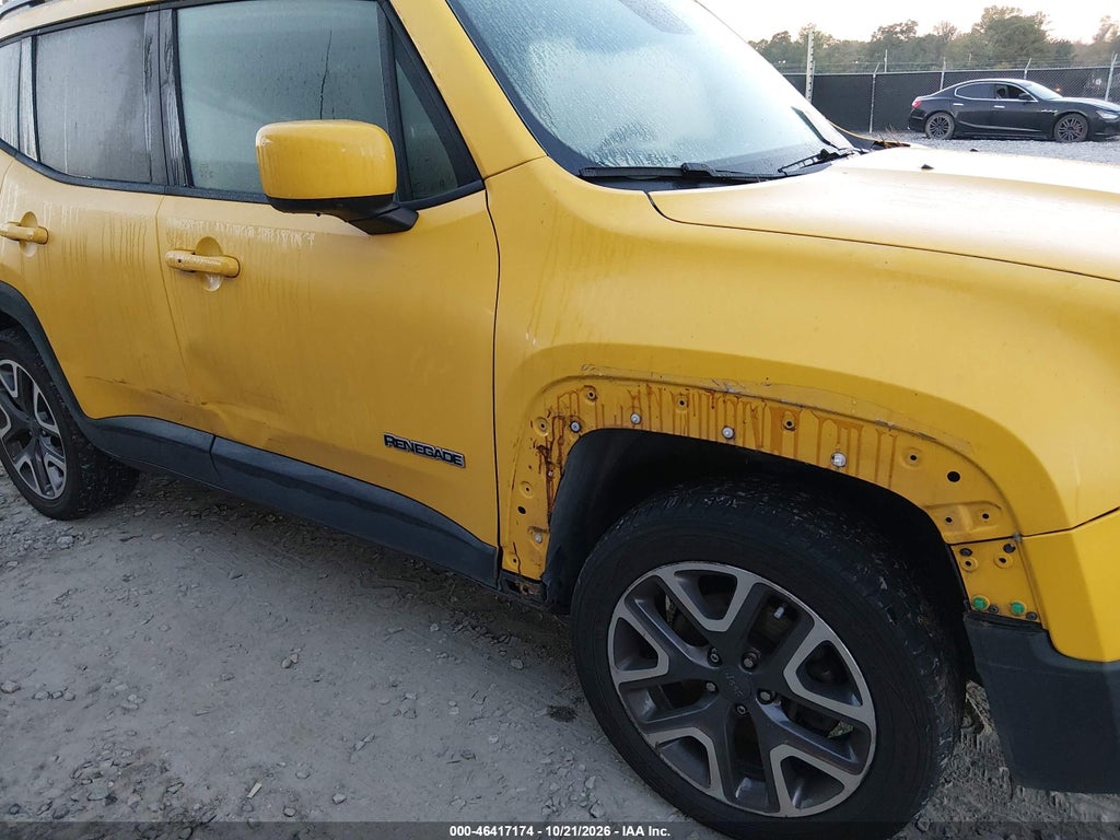 2016 Jeep Renegade Latitude photo 6