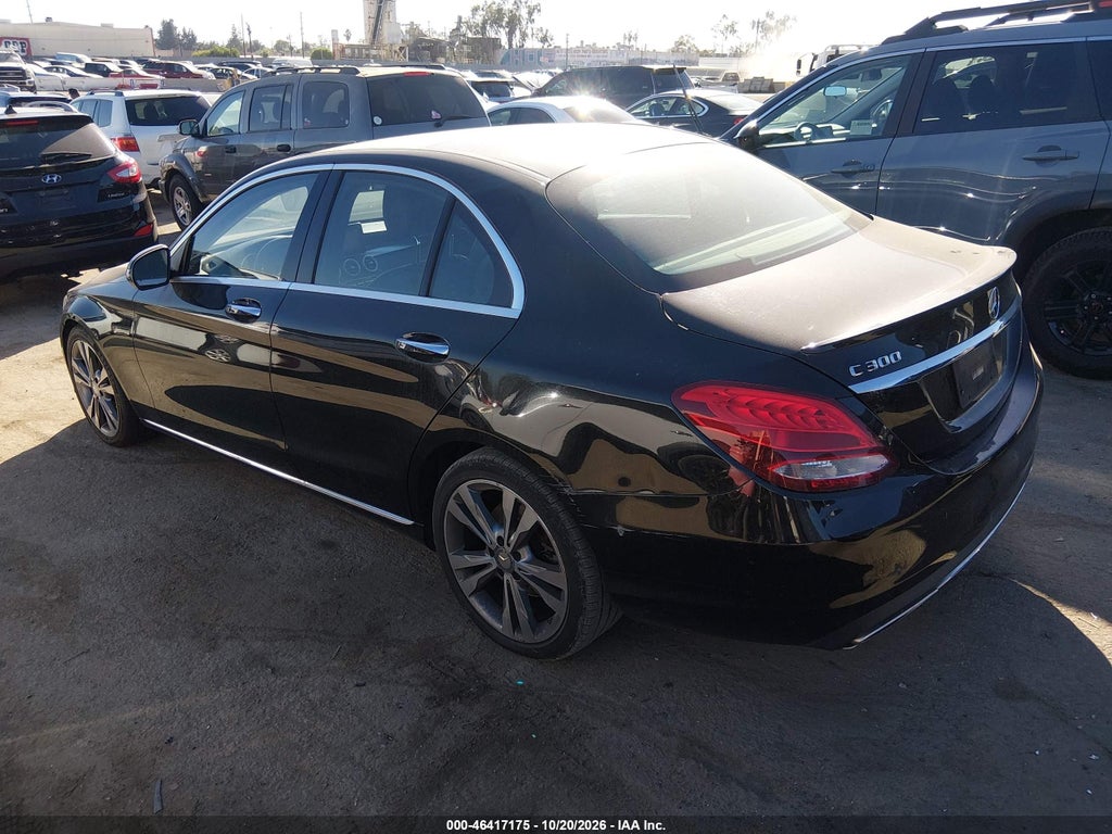 2016 Mercedes-Benz C 300 photo 3