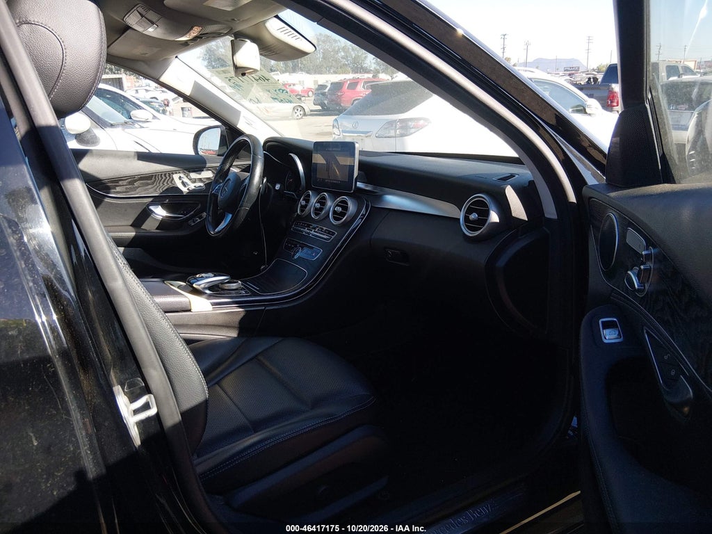 2016 Mercedes-Benz C 300 photo 5