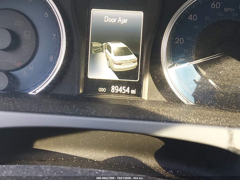 2017 Toyota Camry LE photo 7