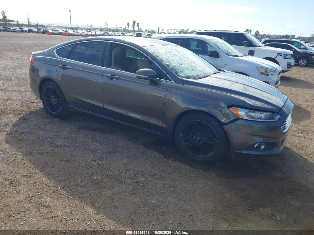 2016 Ford Fusion SE photo 1