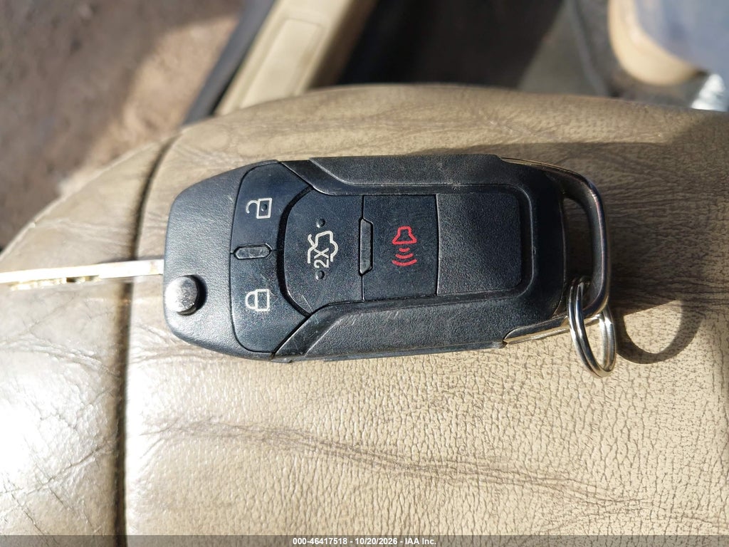 2016 Ford Fusion SE photo 11