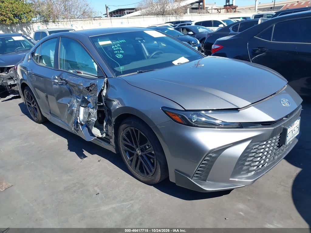 TOYOTA CAMRY 2025