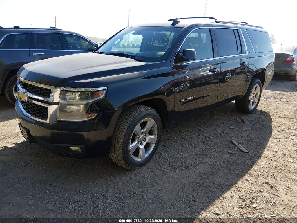2015 Chevrolet Suburban 1500 LT photo 2