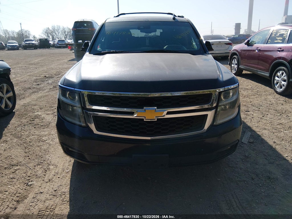 2015 Chevrolet Suburban 1500 LT photo 6