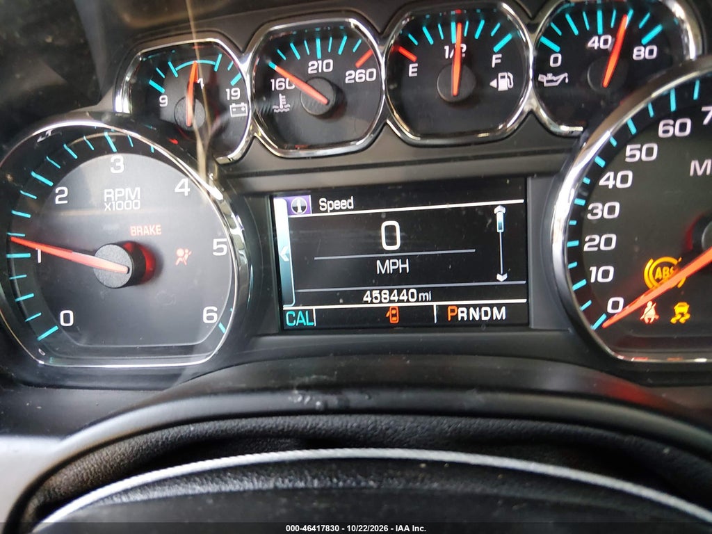 2015 Chevrolet Suburban 1500 LT photo 7