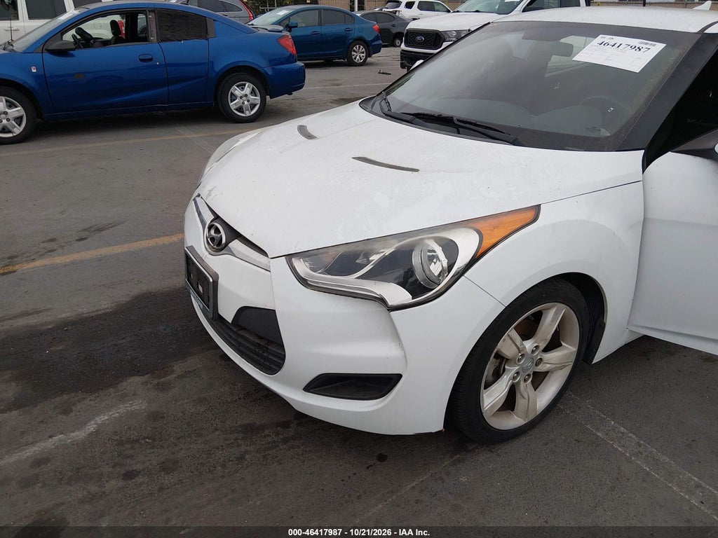 2015 Hyundai Veloster photo 6