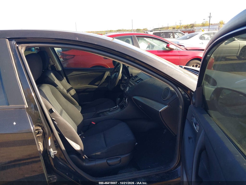 2010 Mazda MAZDA3 I Touring photo 5