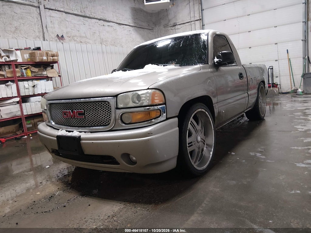 2000 GMC Sierra 1500 SL photo 2