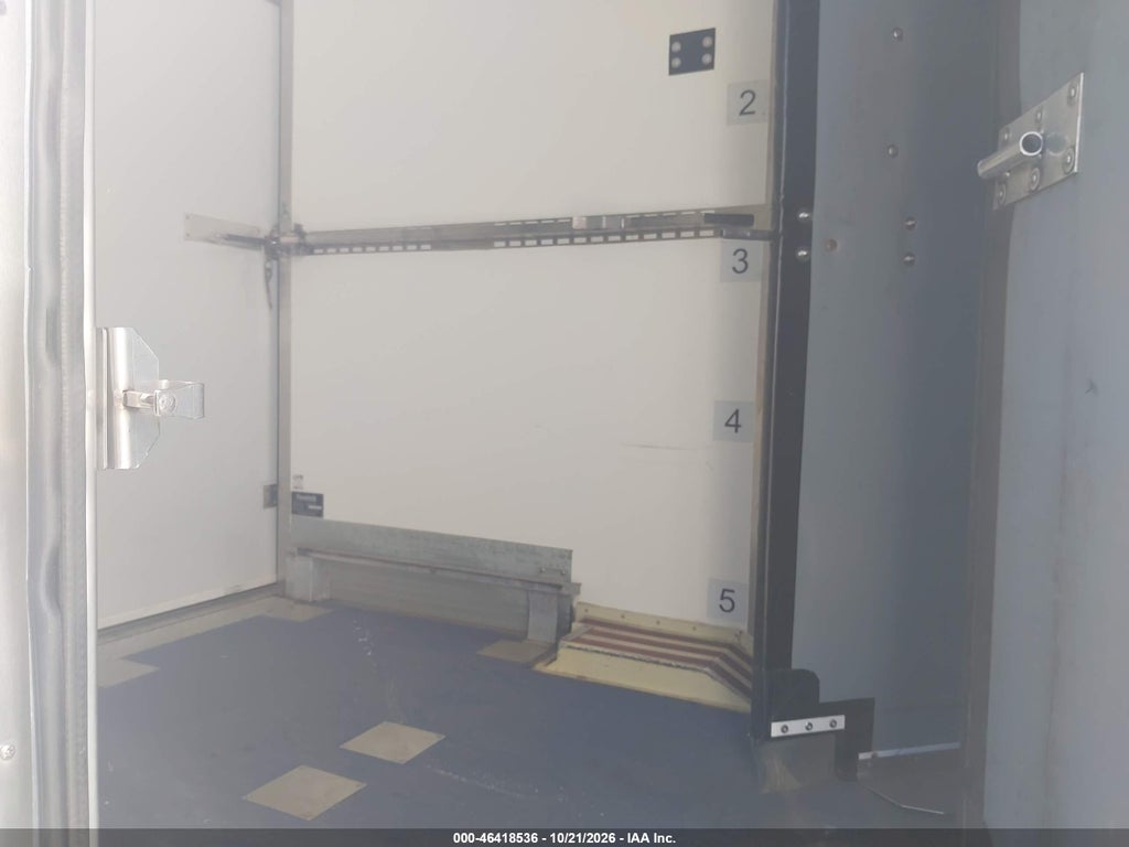 2022 Ford Transit-350 Cab photo 8