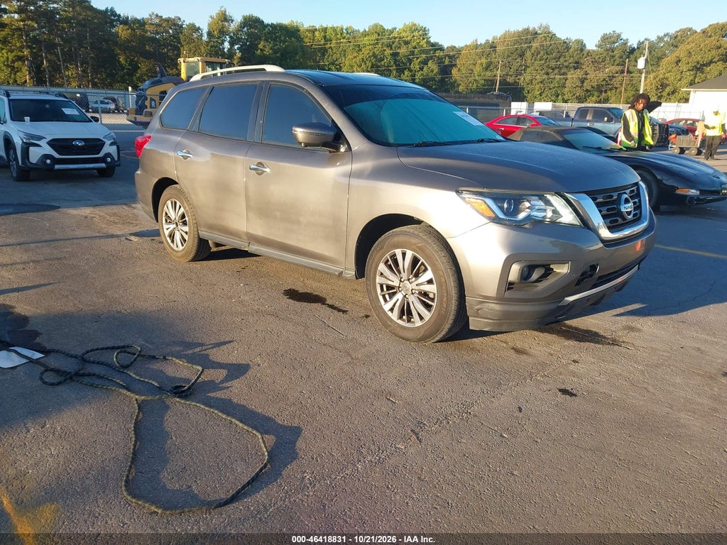 2019 Nissan Pathfinder SL photo 1