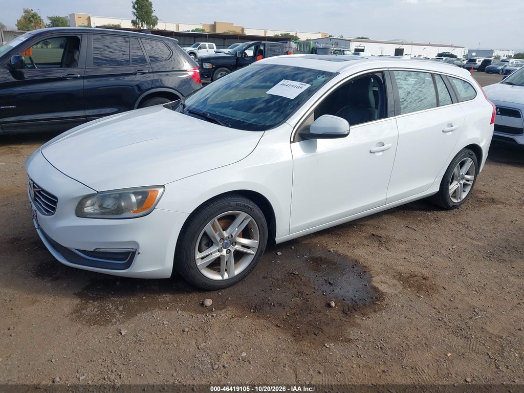 2015 Volvo V60 T5 Premier photo 2