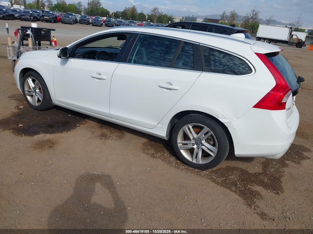 2015 Volvo V60 T5 Premier photo 3