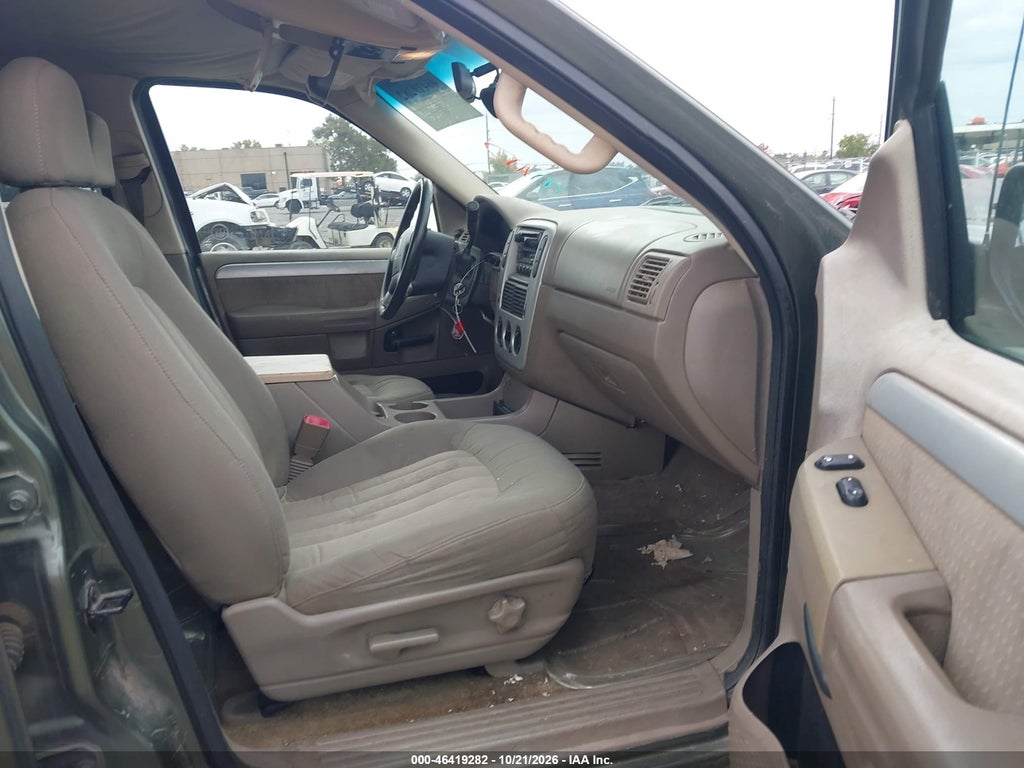 2002 Mercury Mountaineer photo 5