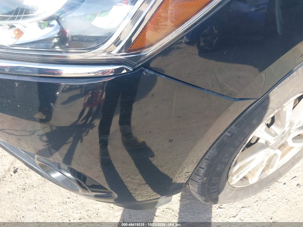 2013 Nissan Pathfinder SV photo 6