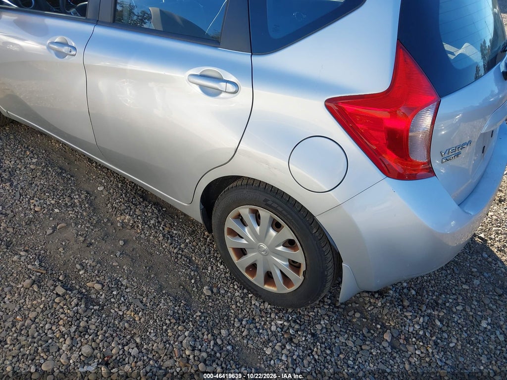 2014 Nissan Versa Note SV photo 6