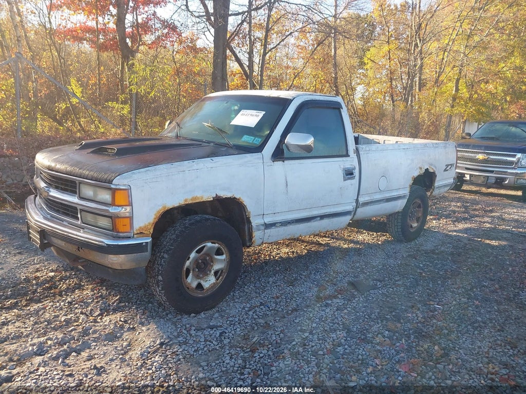 1994 Chevrolet GMT-400 K1500 photo 2