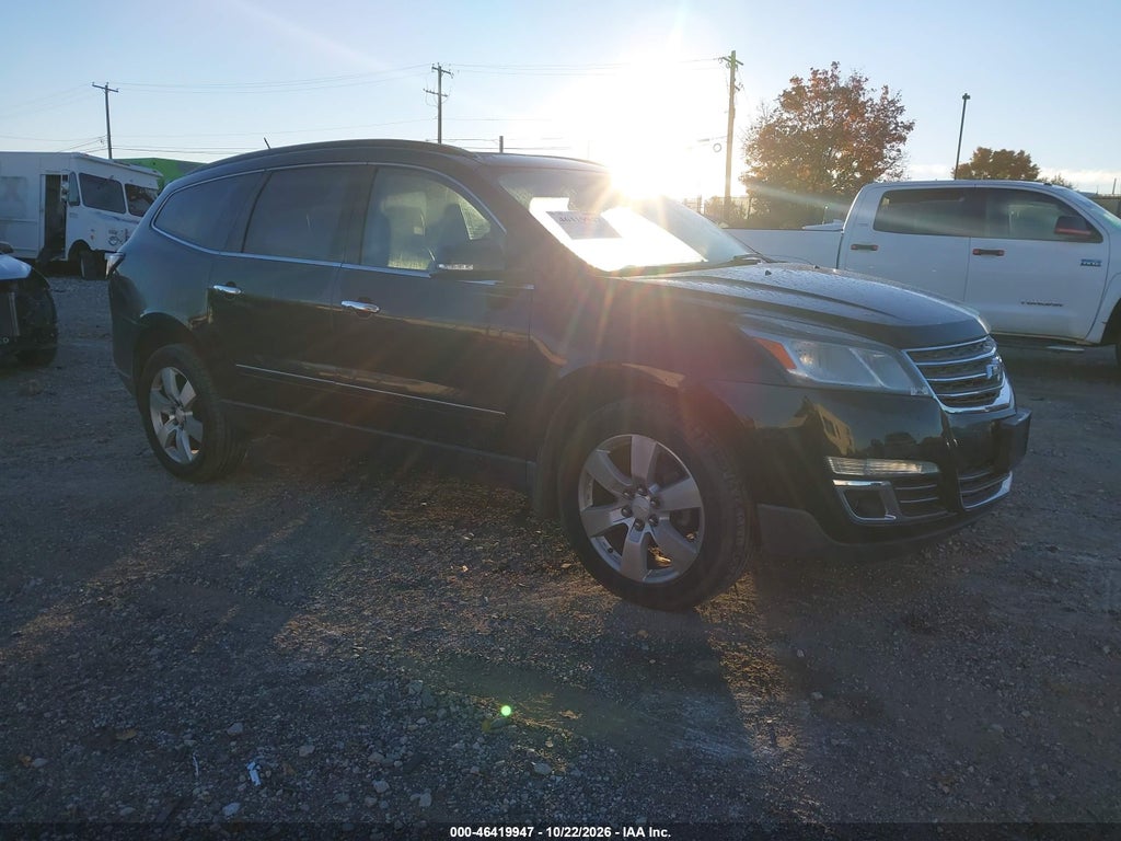 2014 Chevrolet Traverse LTZ photo 1