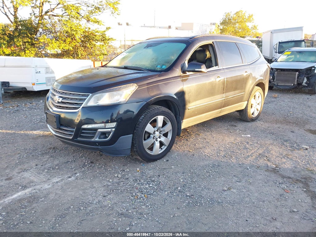 2014 Chevrolet Traverse LTZ photo 2
