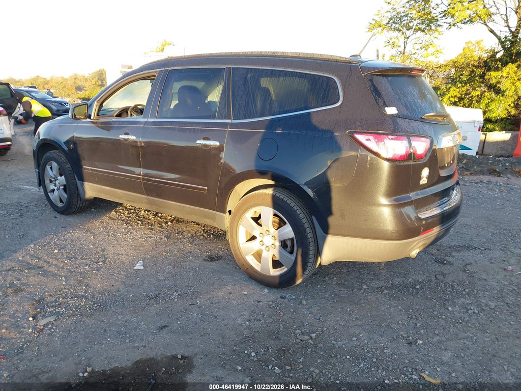 2014 Chevrolet Traverse LTZ photo 3
