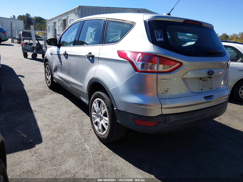 2015 Ford Escape S photo 3