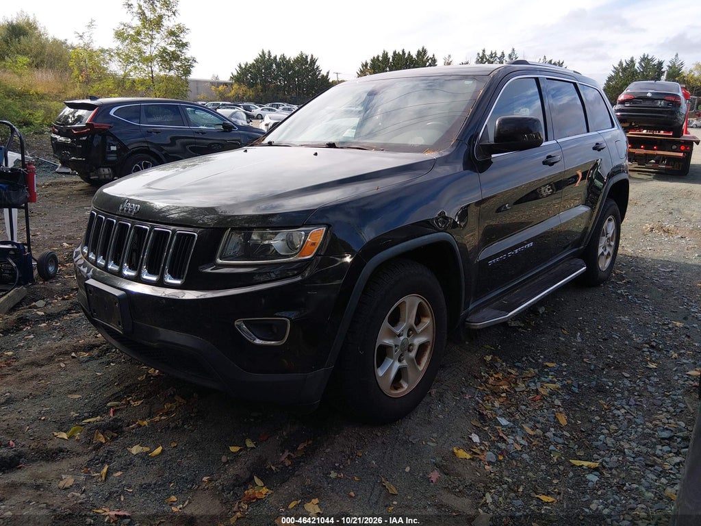 2014 Jeep Grand Cherokee Laredo photo 2