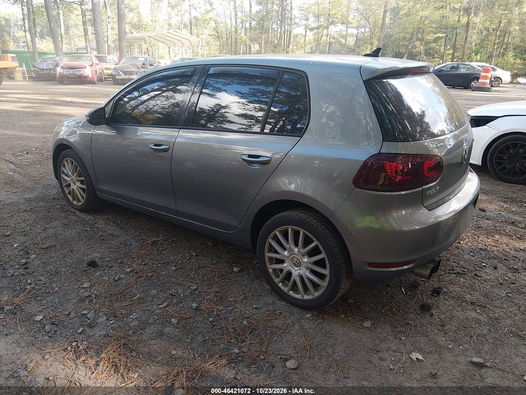 2013 Volkswagen Golf 2.0L TDI 4-Door photo 3