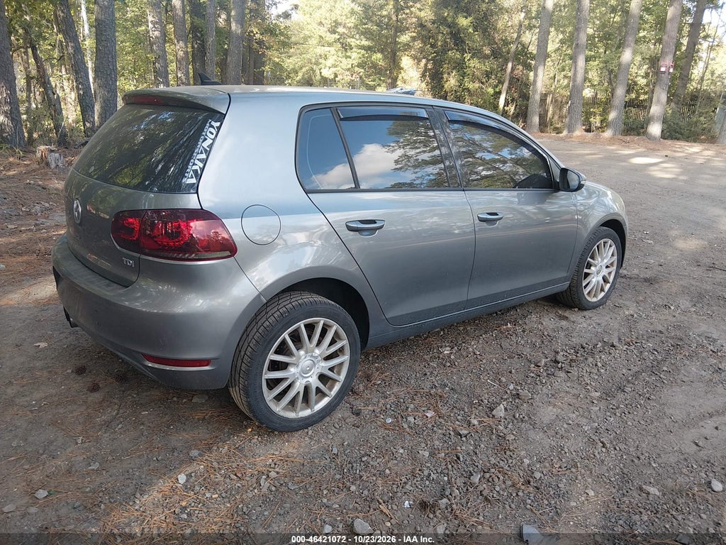 2013 Volkswagen Golf 2.0L TDI 4-Door photo 4
