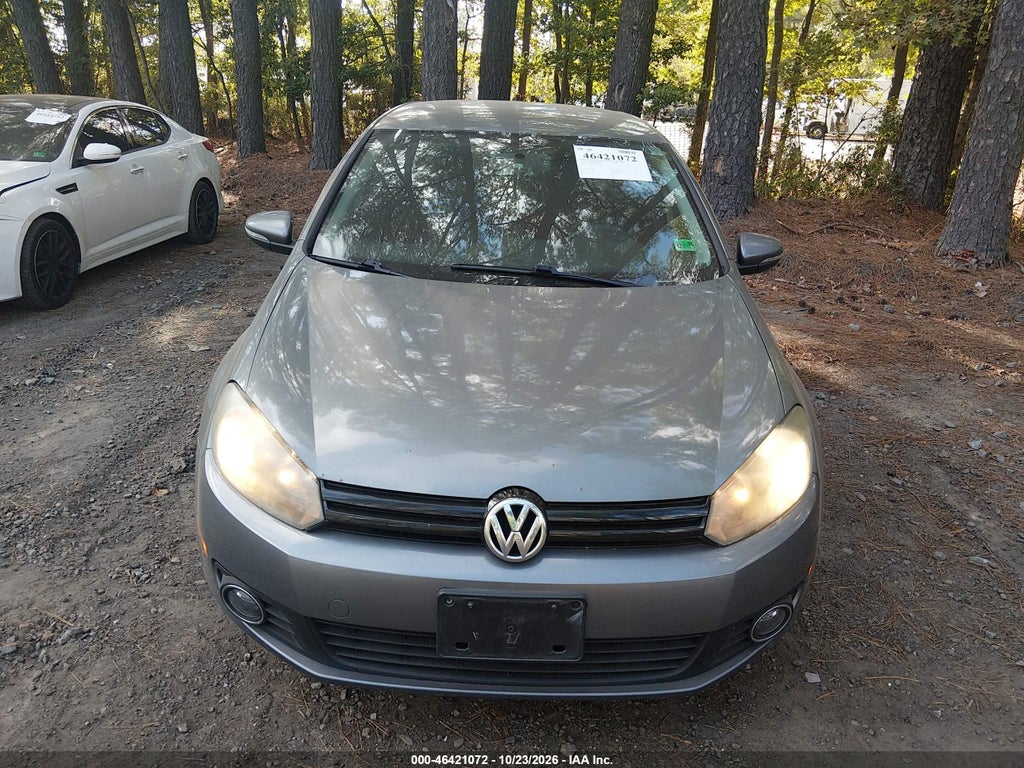 2013 Volkswagen Golf 2.0L TDI 4-Door photo 6