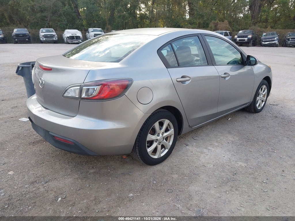 2010 Mazda MAZDA3 I Touring photo 4