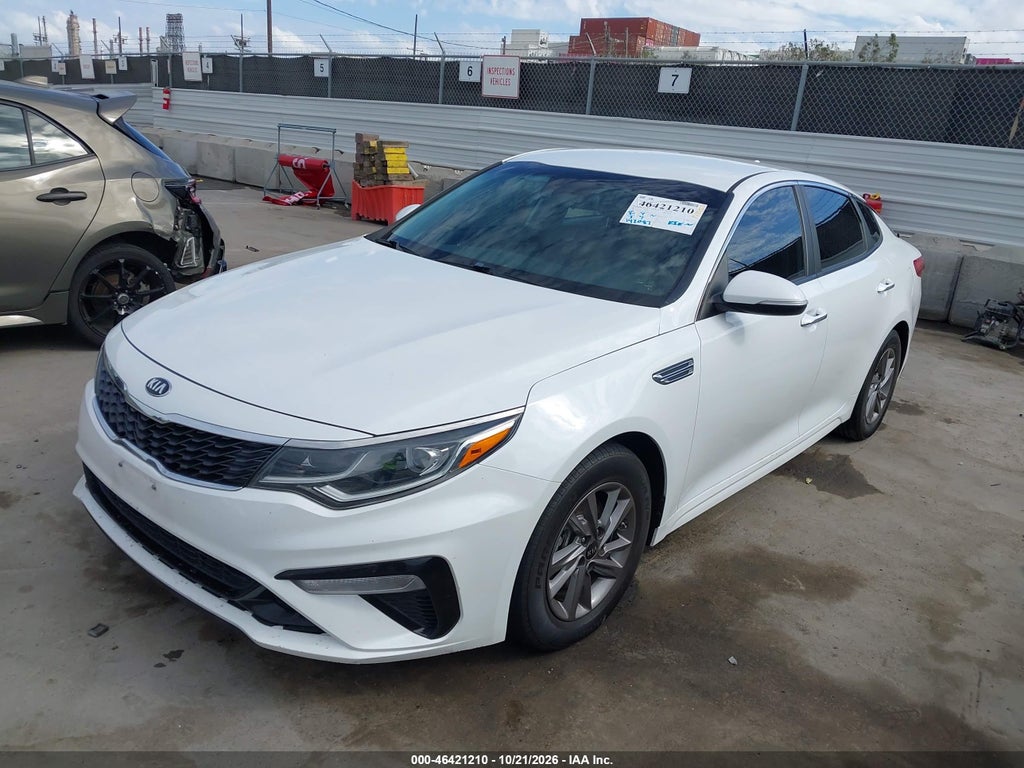 2020 Kia Optima LX photo 2