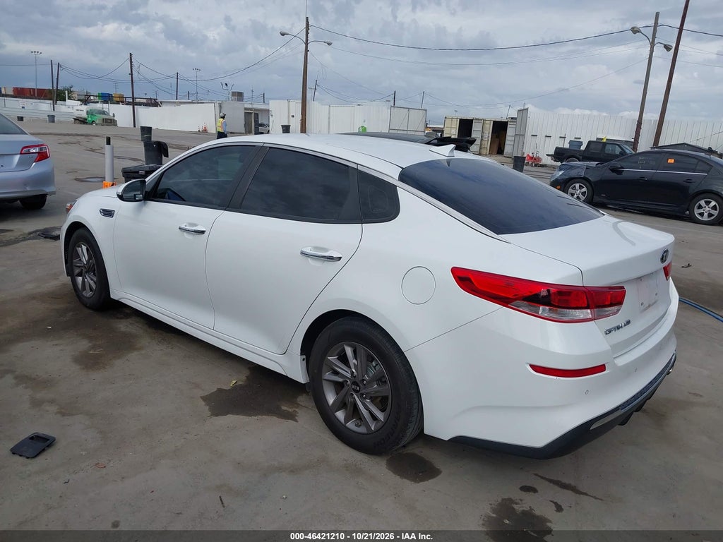 2020 Kia Optima LX photo 3