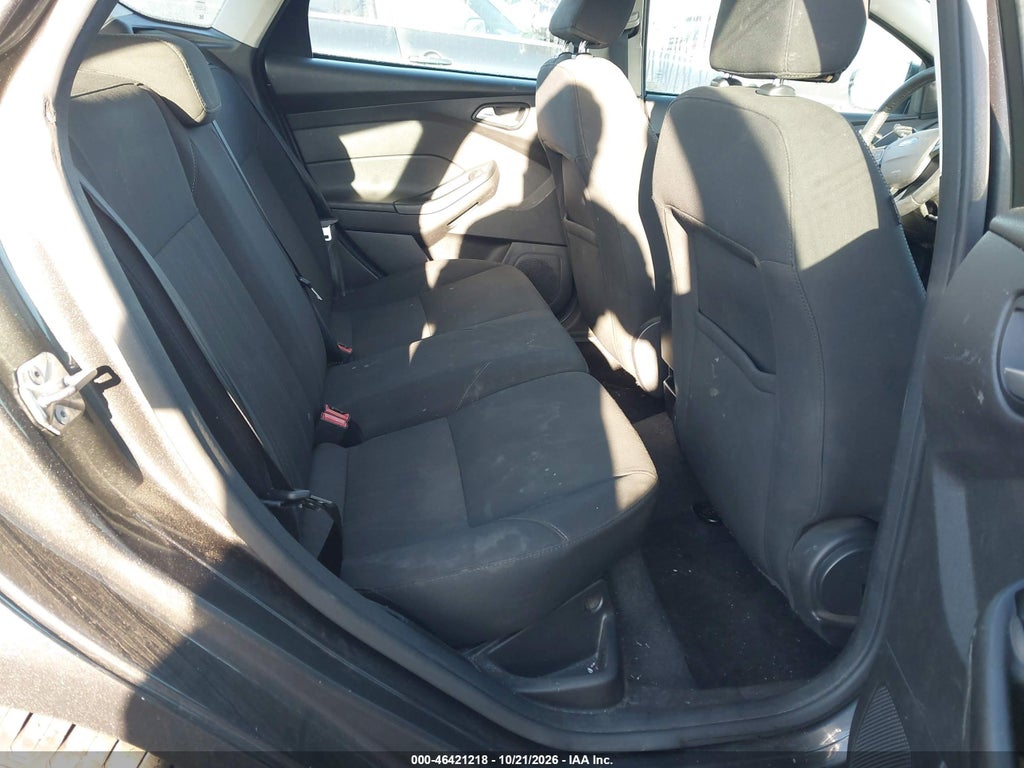 2016 Ford Focus SE photo 8