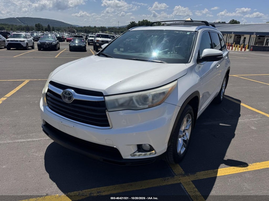 2014 Toyota Highlander Limited Platinum V6 photo 2