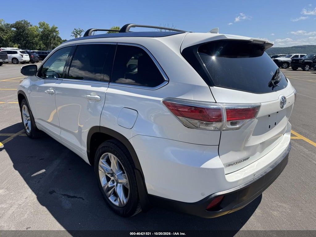 2014 Toyota Highlander Limited Platinum V6 photo 3
