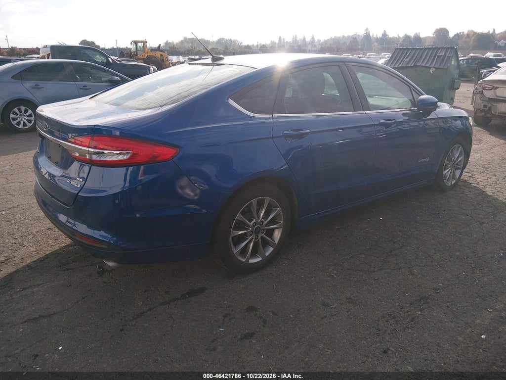 2017 Ford Fusion Hybrid SE photo 4