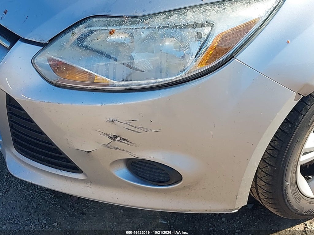2013 Ford Focus SE photo 6