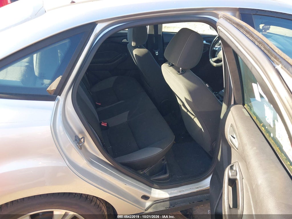 2013 Ford Focus SE photo 8