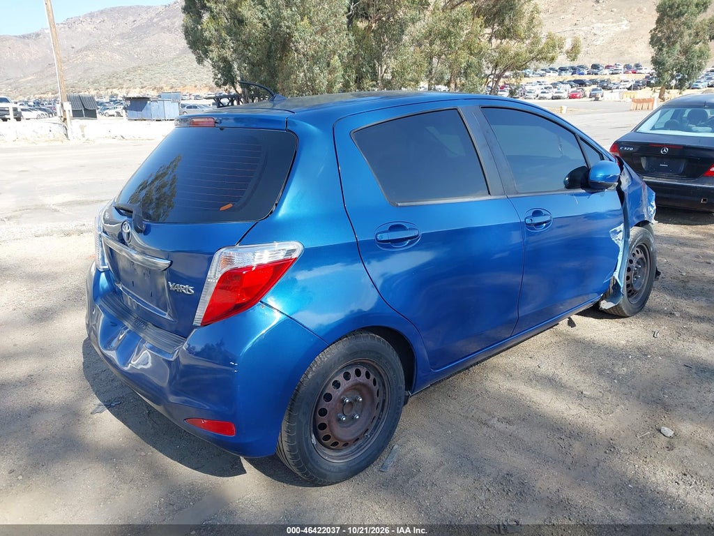 2012 Toyota Yaris LE photo 4