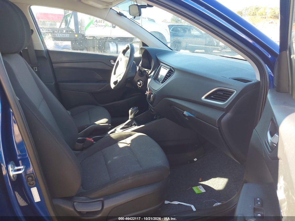 2022 Hyundai Accent SEL photo 5