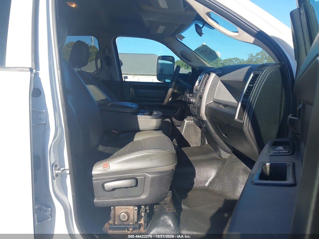 2017 Ram 2500 Tradesman 4X2 8' Box photo 5