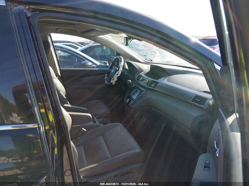 2016 Honda Odyssey Touring/Touring Elite photo 5