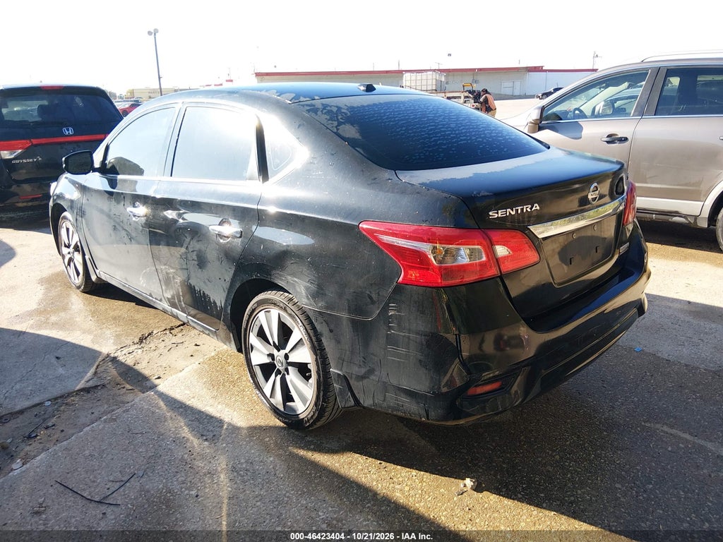 2019 Nissan Sentra SV photo 3