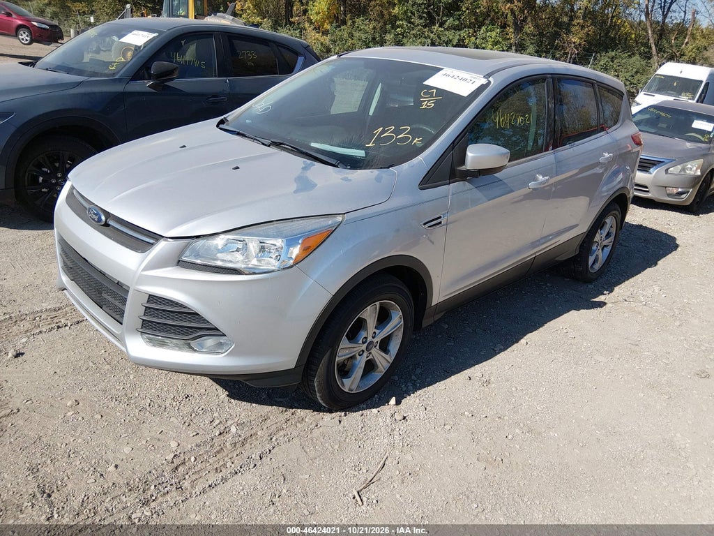2015 Ford Escape SE photo 2