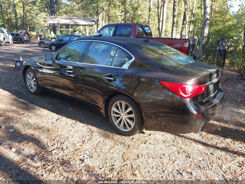 2016 Infiniti Q50 3.0T Premium photo 3