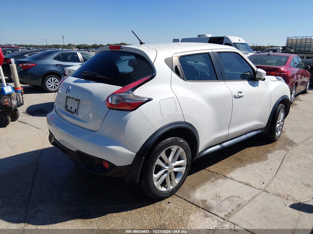2017 Nissan Juke S photo 4