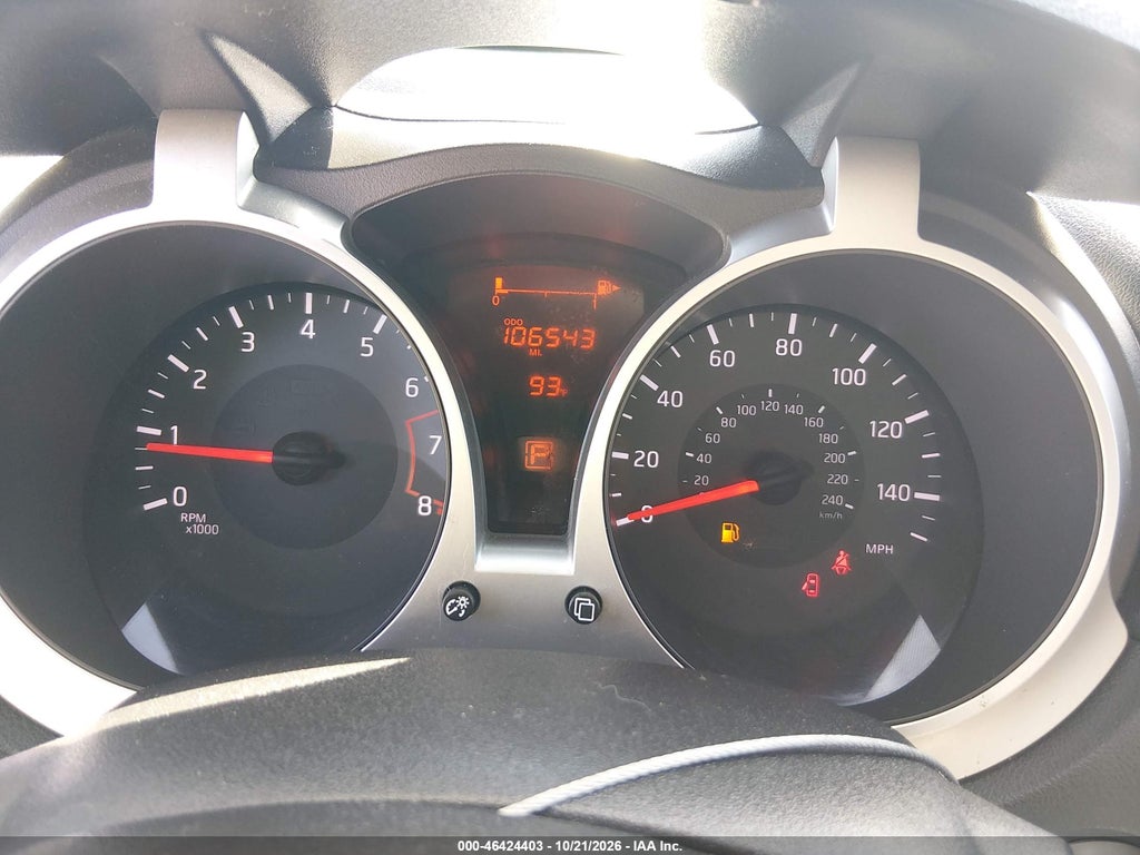 2017 Nissan Juke S photo 7