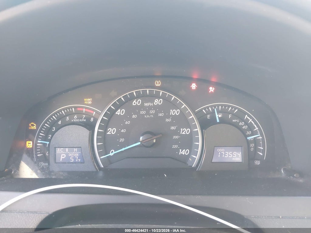 2013 Toyota Camry LE photo 7