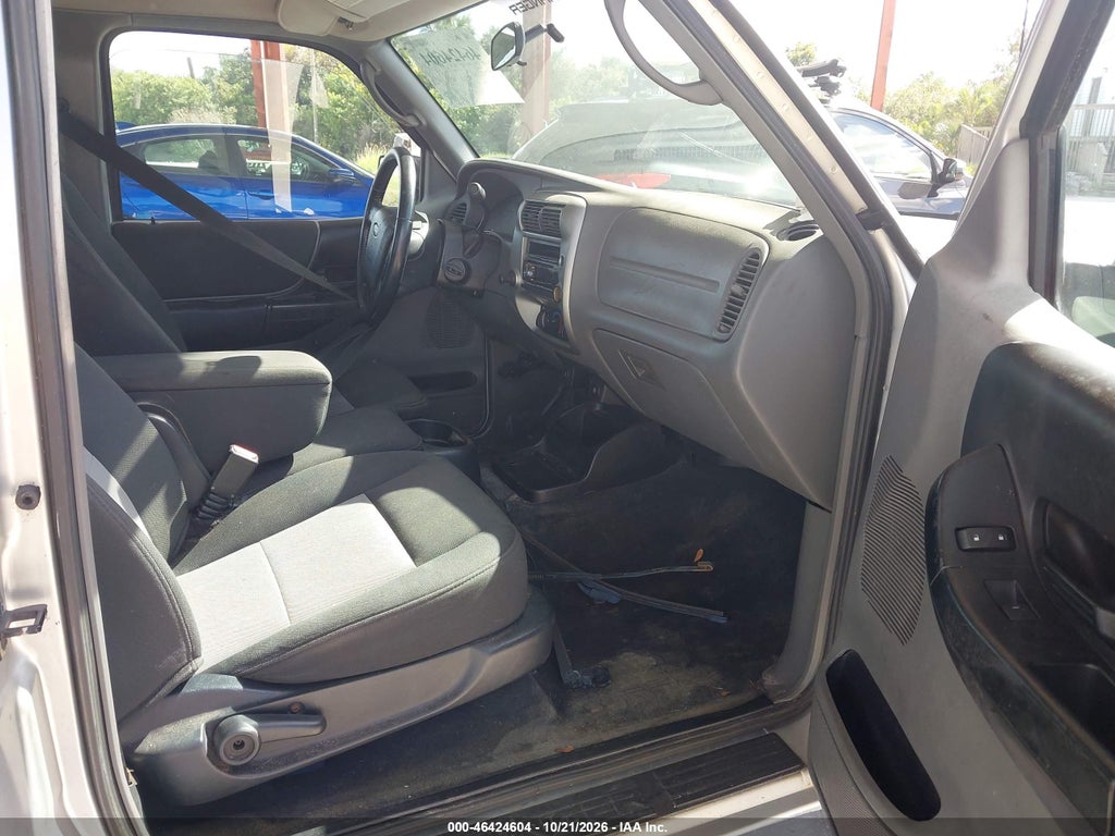 2011 Ford Ranger XLT photo 5